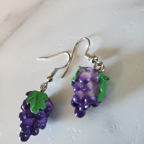 Bunch of Purple Grapes Earrings - Picture 7 of 9
